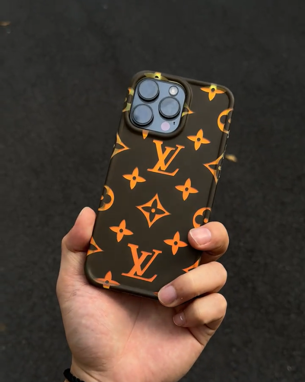 路易威登輕奢潮牌鐳射手機殼-CASEZONE